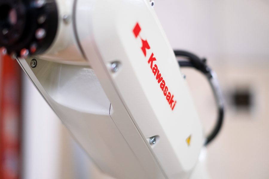 Robert Lambeck Lackierautomatisierung mit Kawasaki Robotics