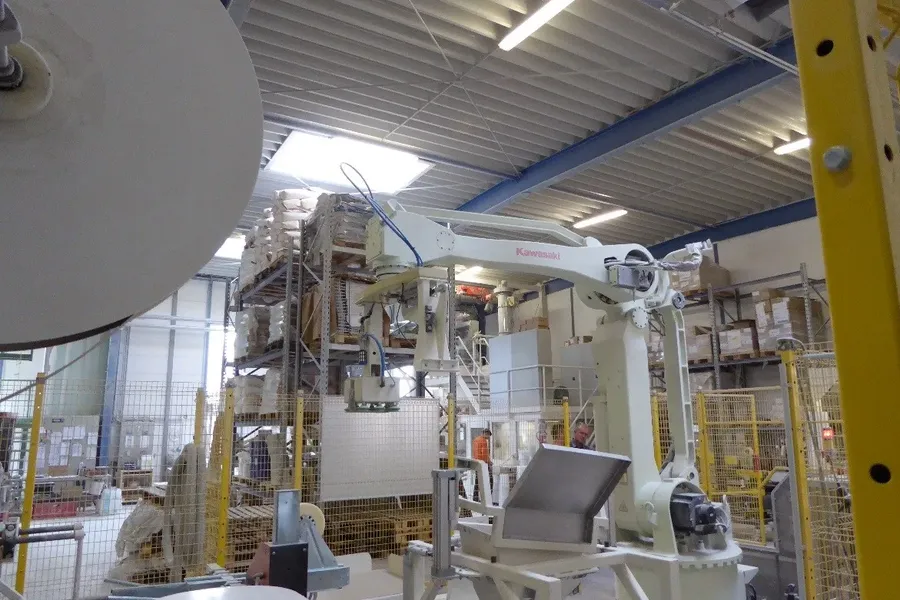 Packaging Bags of Dental Plaster in Dusty Environment Kawasaki Robotics ZX130
