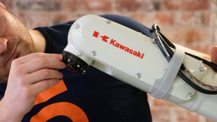 //www.automationworld.com/factory/robotics/article/33039443/kawasaki-robotics-and-olis-robotics-partner-on-remote-monitoring-and-control