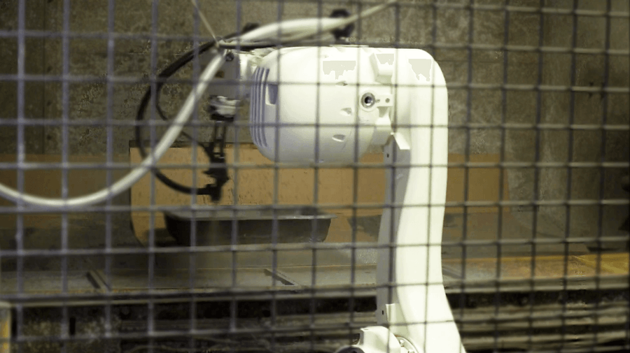 Palletizando Produto Sensível em Calor Extremo Kawasaki Robotics CP180L